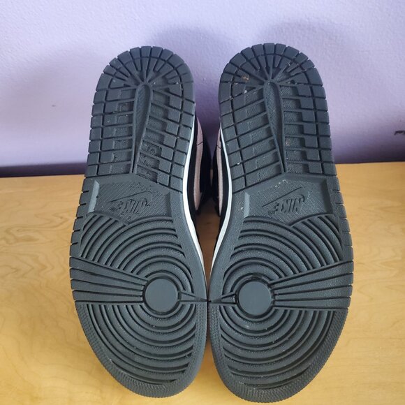 Women's Size 8 Air Jordon High Tops With Pink Marble Swoosh - Picture 6 of 7